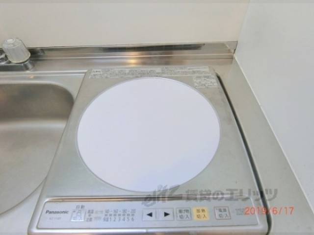 キッチン　コンロ