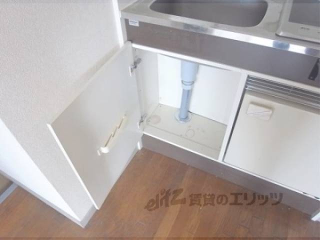 キッチン　下部収納