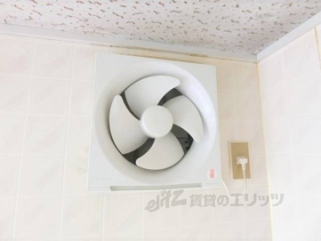 キッチン　換気扇