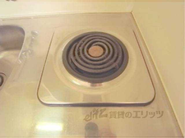 キッチン　電気コンロ