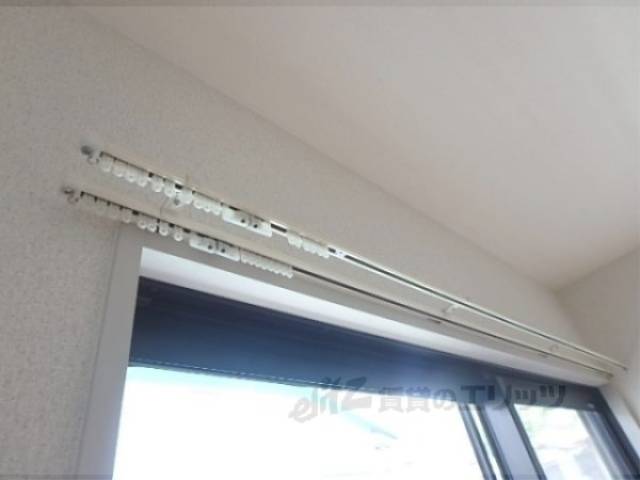 カーテンレール