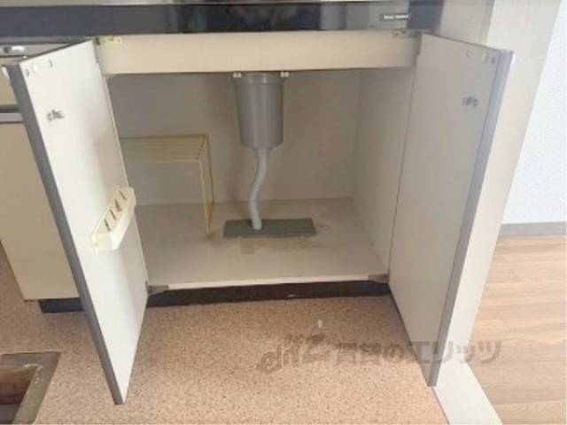 キッチン　下部収納