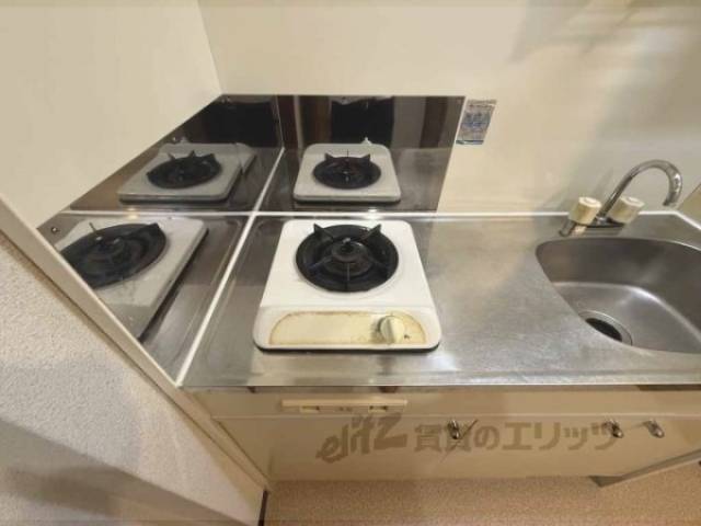 キッチン　コンロ