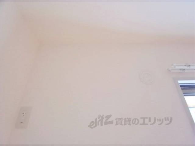 エアコン　設置位置　和室にもソケットがあります。