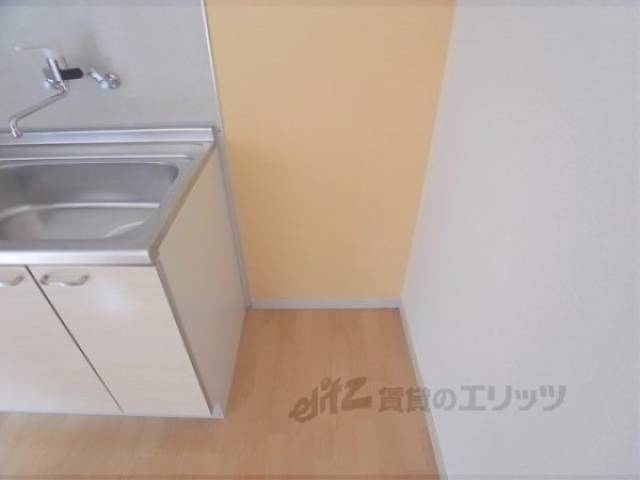 冷蔵庫置場　キッチンすぐ横においていただけます。