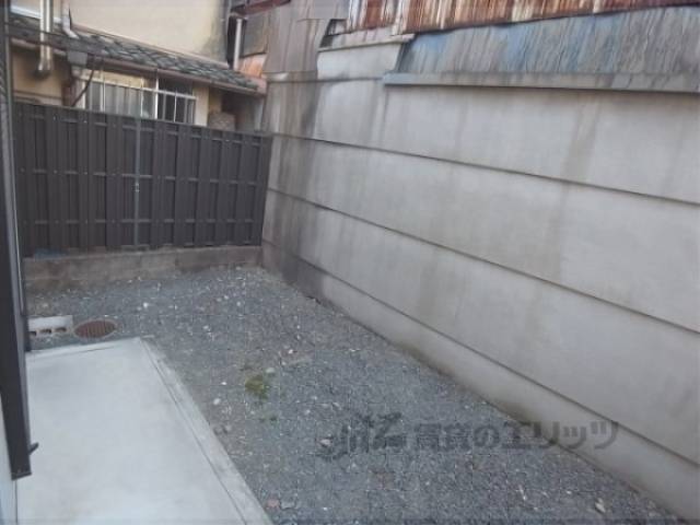 ベランダ　専用庭