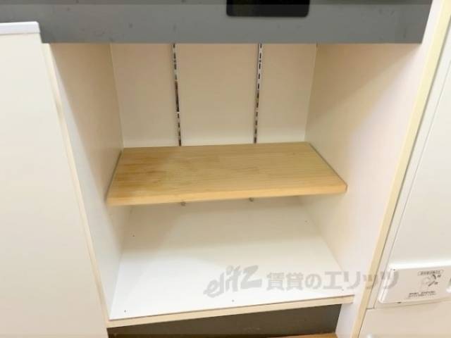 キッチン　収納下部