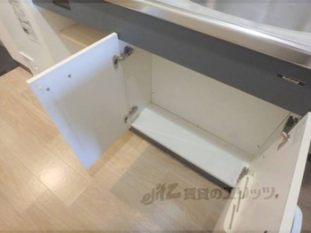 キッチン　下段収納