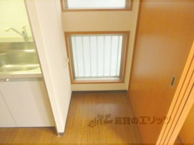 冷蔵庫置場　玄関モニターホン