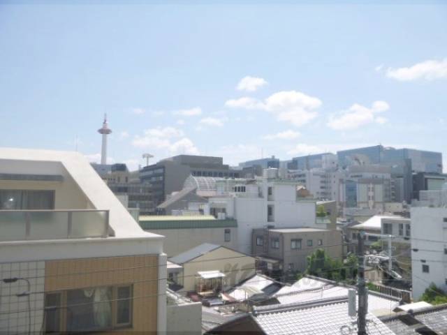 眺望　京都タワー見えます。