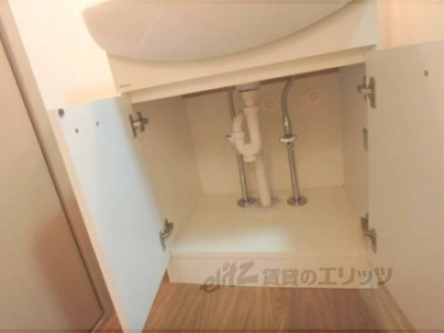 洗面所　収納