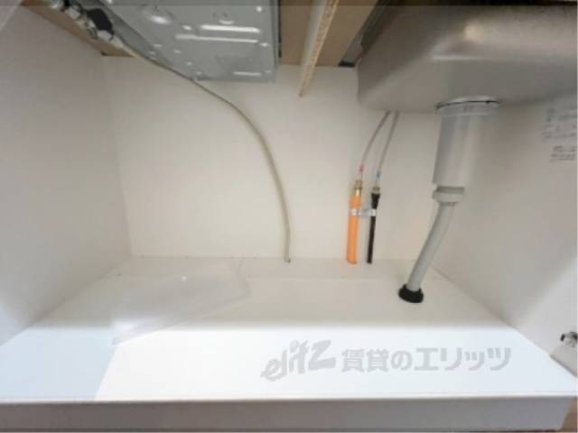 キッチン　収納下部