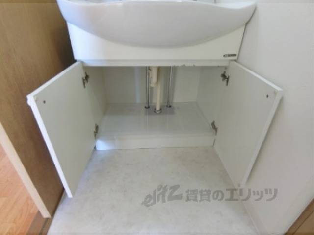 洗面所　収納
