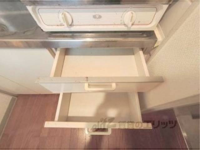 キッチン　収納