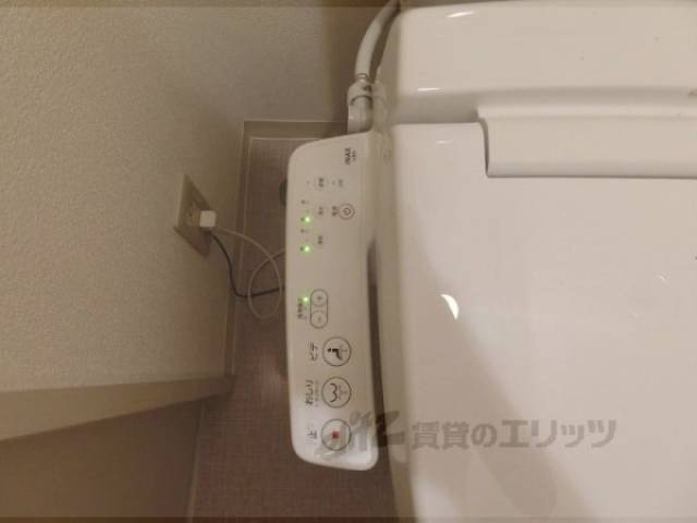 トイレ　ウォシュレット