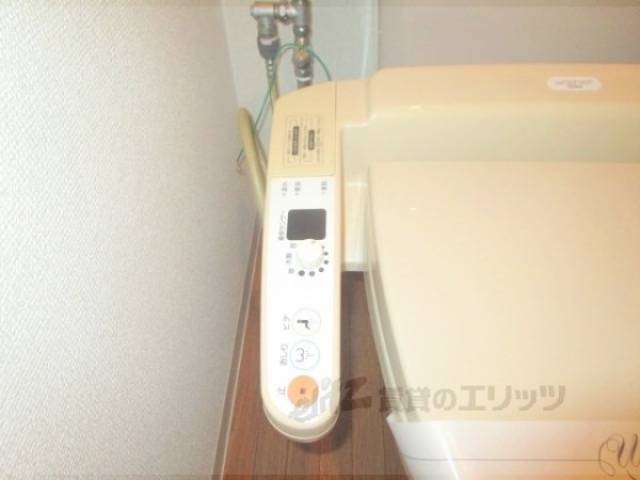 トイレ　ウォシュレット