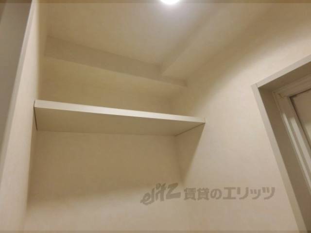 トイレ上部棚