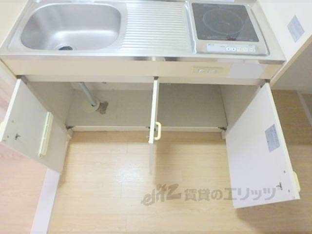 キッチン　収納