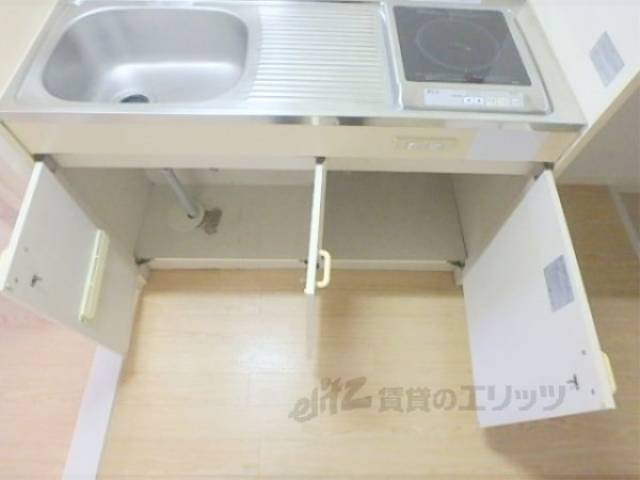 キッチン　収納