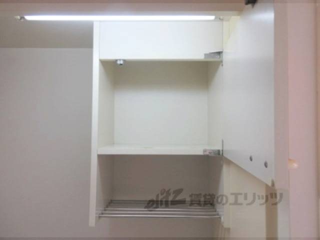 キッチン　収納