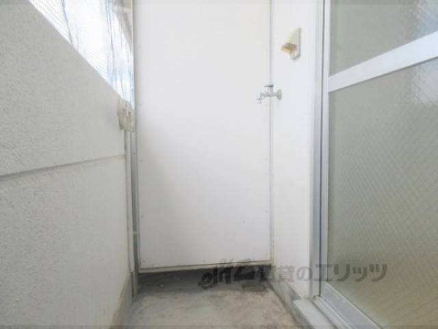 洗濯機置場　ベランダ