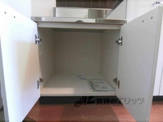 収納　下部収納