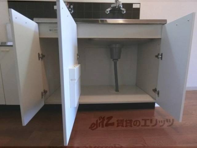 収納　下部収納