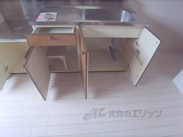 キッチン　エアコンスイッチ