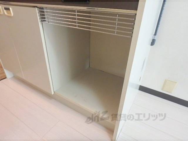 キッチン　下部収納