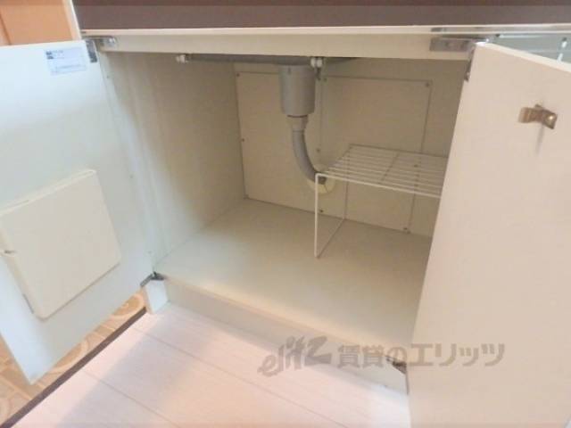 キッチン　下部収納