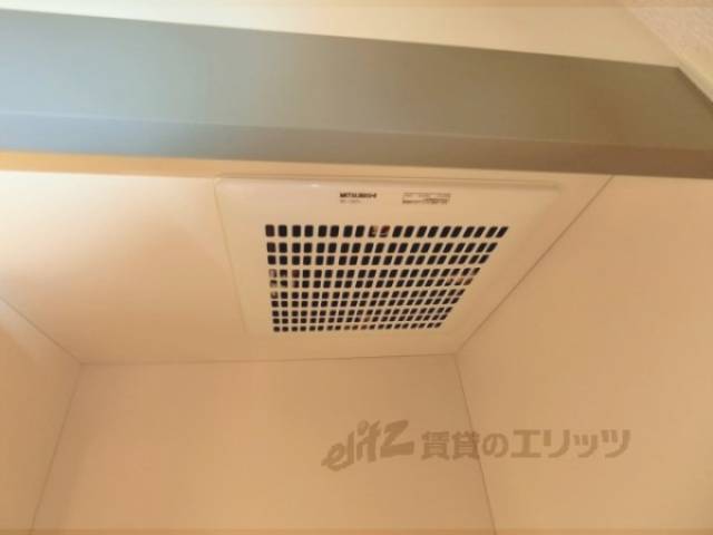 キッチン　換気扇