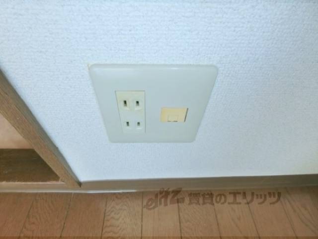 イメージ写真　端子類