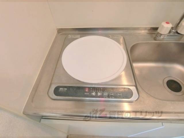 キッチン　コンロ