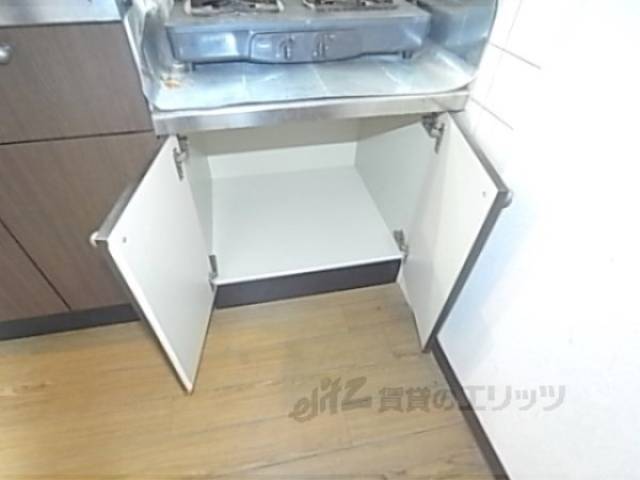 キッチン　収納