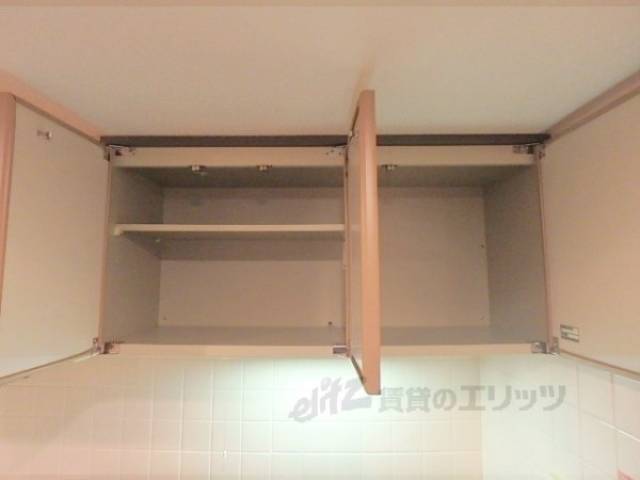 キッチン　収納