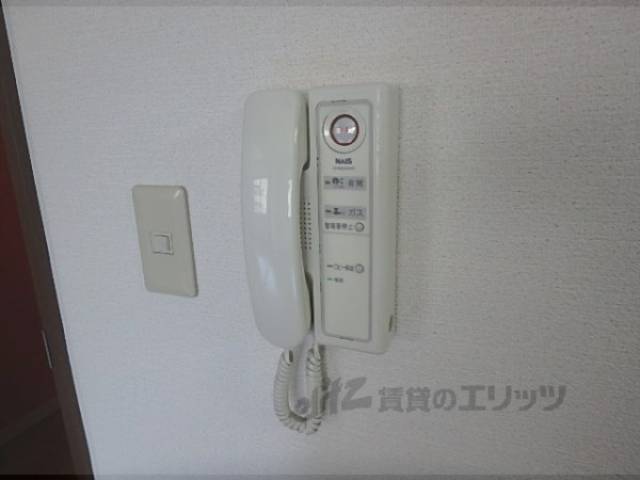 インターホン