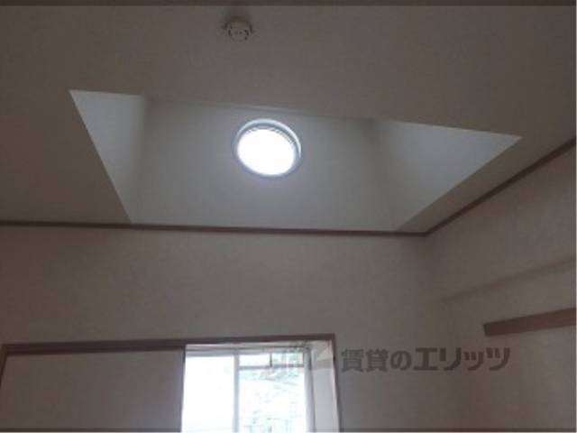 天井採光