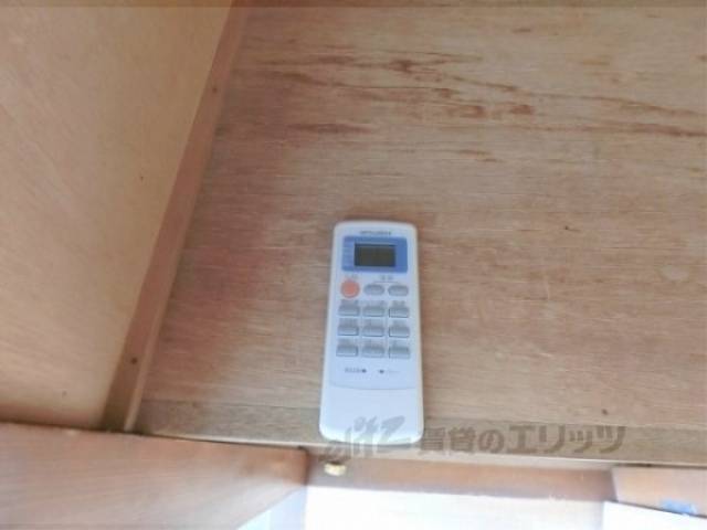 エアコンリモコン