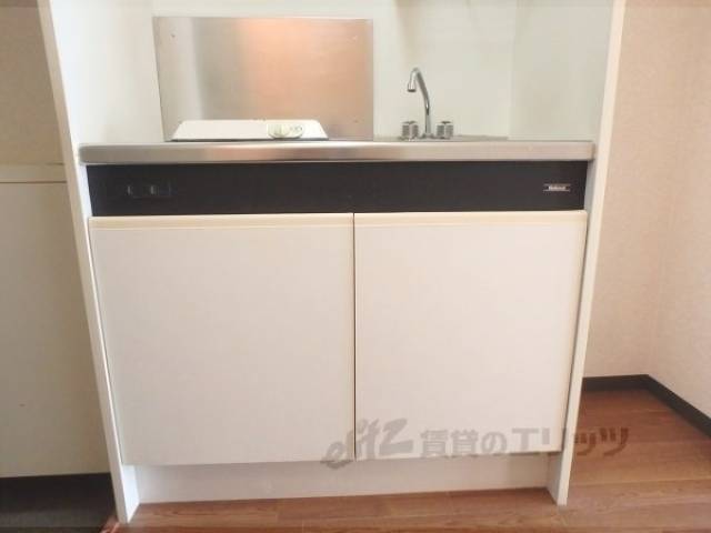 収納　キッチン下収納