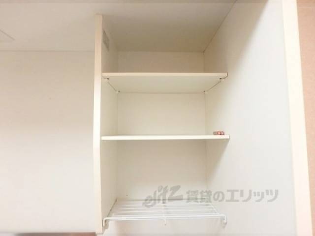 収納　キッチン上収納