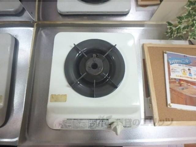 キッチン　コンロ