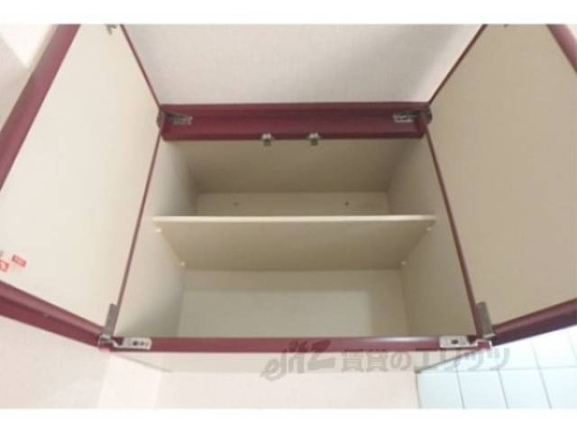 キッチン　キッチン上部収納