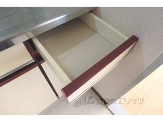 キッチン　キッチン引出