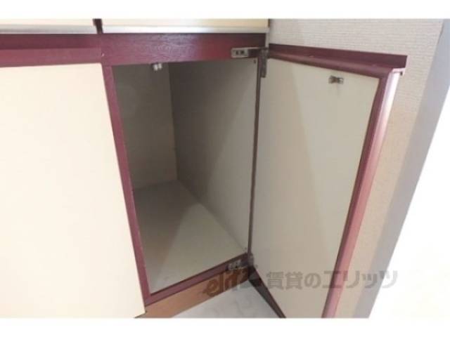 キッチン　キッチン下部収納