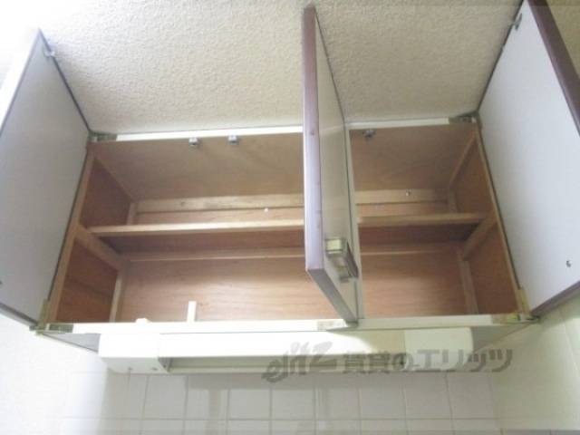 キッチン　キッチン上部収納