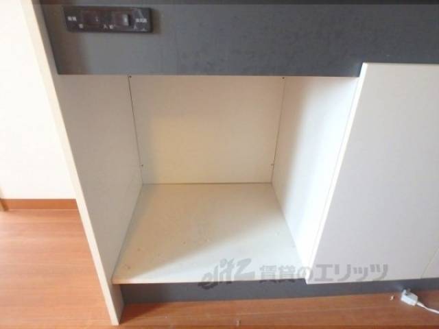 キッチン　下部収納