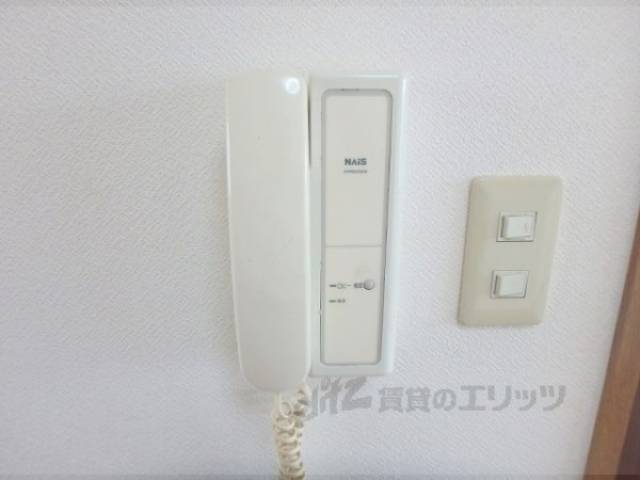 インターホン