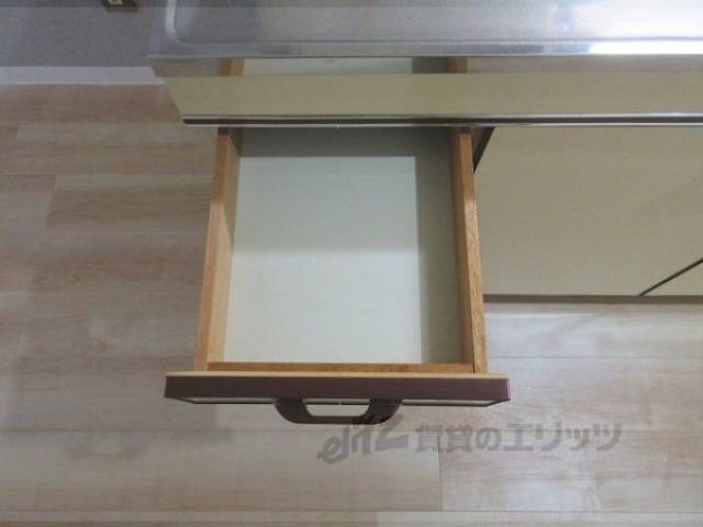 キッチン　下部収納