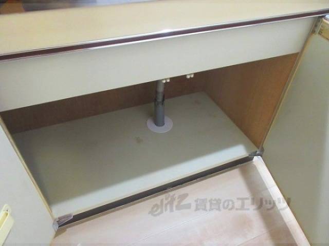 キッチン　下部収納