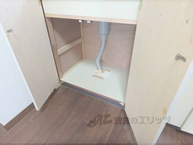 キッチン　下部収納
